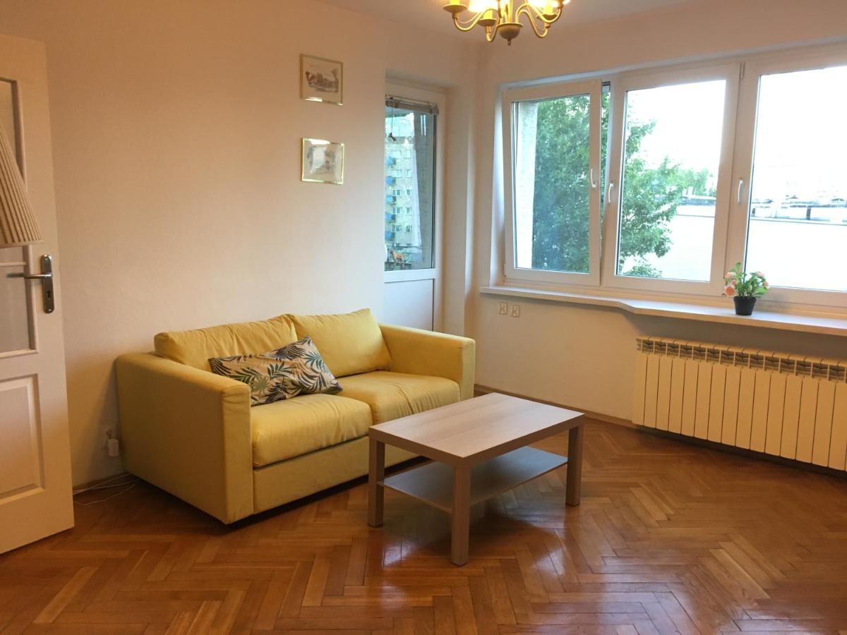 Centrum Złota 81 Varşovia Exterior foto